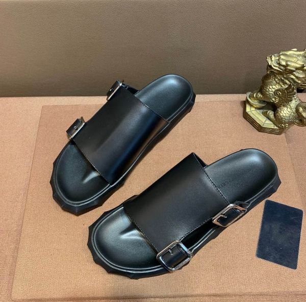 new 2020 spring summer sandals men fashion slippers designer shoes men genuine leather with box size 38-44 2022503q
new 2020 spring summer sandals men fashion slippers designer shoes men genuine leather with box size 38-44 2022503q