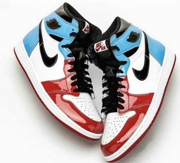 2019 new 1 retro fearless unc chicago retro high og men/women/kids basketball shoes 1s fearless patent white red blue black sports sneakers
2019 new 1 retro fearless unc chicago retro high og men/women/kids basketball shoes 1s fearless patent white red blue black sports sneakers
