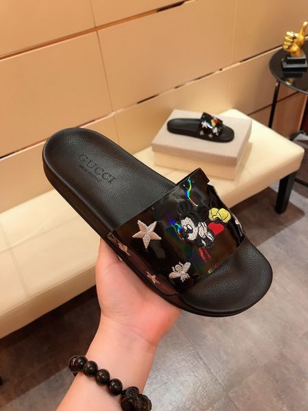 new fashion men women designer slides shoes summer wide flat slippery sandals slipper flip flop rice mouse cartoon print ace bee 38-44 h28, Black
new fashion men women designer slides shoes summer wide flat slippery sandals slipper flip flop rice mouse cartoon print ace bee 38-44 h28, Black