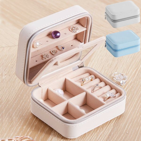 женщины портативный путешествия коробка ювелирных изделий организатор серьги кольцо дисплей украшения чехол мода повседневная твердые водоне
женщины портативный путешествия коробка ювелирных изделий организатор серьги кольцо дисплей украшения чехол мода повседневная твердые водоне