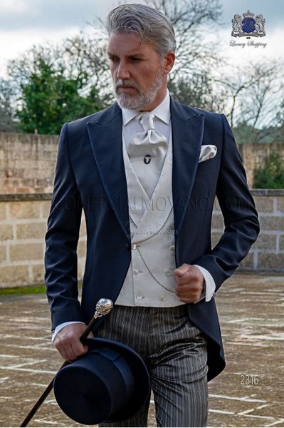 navy blue tailcoat men wedding tuxedos fashion groom tuxedos peak lapel one button men dinner prom clothes(jacket+pants+tie+vest) 1555, Black;gray
navy blue tailcoat men wedding tuxedos fashion groom tuxedos peak lapel one button men dinner prom clothes(jacket+pants+tie+vest) 1555, Black;gray