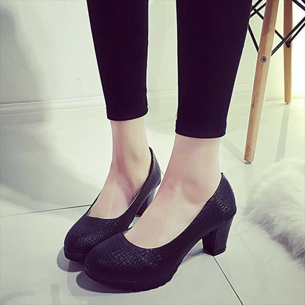 korean style mature women ladies fashion shallow mouth round toe snakeskin grain med square heels pumps dress business work shoe, Black
korean style mature women ladies fashion shallow mouth round toe snakeskin grain med square heels pumps dress business work shoe, Black