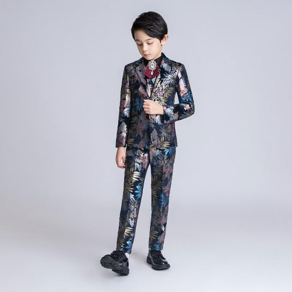 yuanlu 2020 boys suits colorful velvet kids suits for wedding blazer jacket flower print children clothes autumn winter, Black
yuanlu 2020 boys suits colorful velvet kids suits for wedding blazer jacket flower print children clothes autumn winter, Black