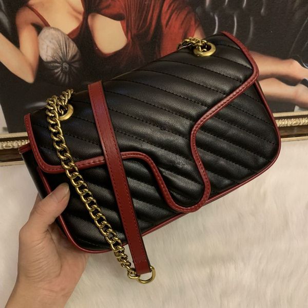 fashion women shoulder bag lady pu leather gold chain bag purse woman crossbody messenger bag female handbag wallet 26x16x6
fashion women shoulder bag lady pu leather gold chain bag purse woman crossbody messenger bag female handbag wallet 26x16x6