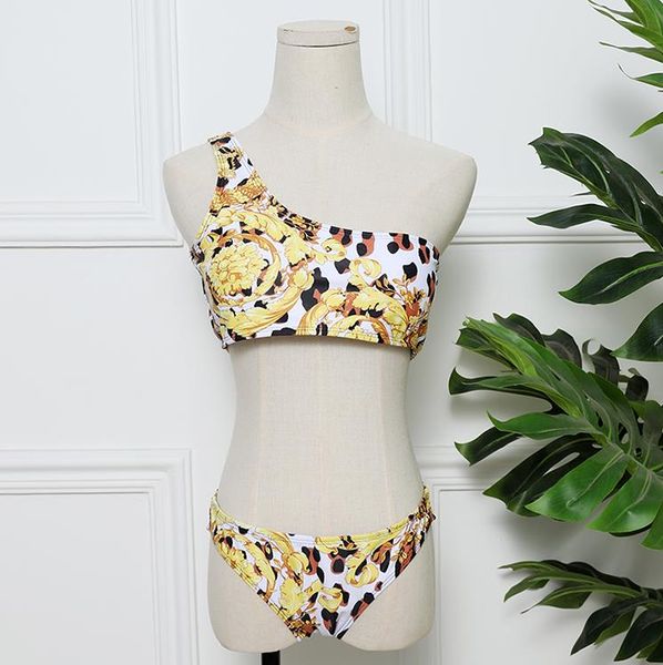 women summer biknis fashion letter printed female swimsuits holiday personality elastic lady beach wear apparel, White;black
women summer biknis fashion letter printed female swimsuits holiday personality elastic lady beach wear apparel, White;black
