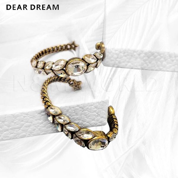 women's angel wings hoop earrings horse eye cubic zircon angel wings hoop earring jewelry for party earring gift, Golden;silver
women's angel wings hoop earrings horse eye cubic zircon angel wings hoop earring jewelry for party earring gift, Golden;silver