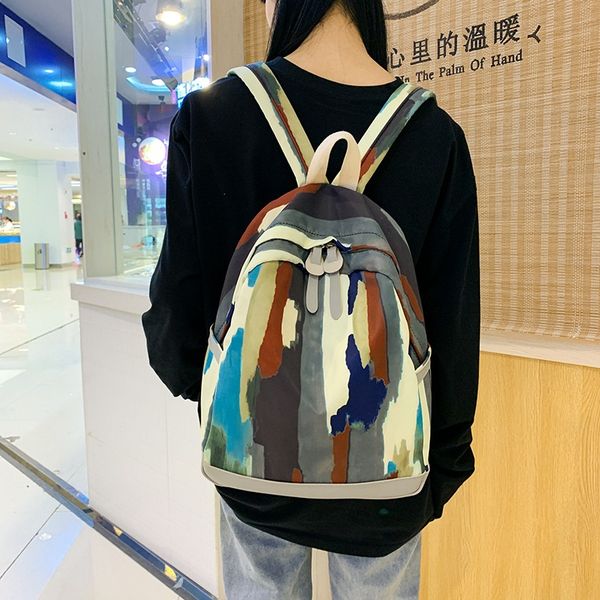 2020 new women's shoulder bag fashion casual ladies retro backpack korean version ladies backpack
2020 new women's shoulder bag fashion casual ladies retro backpack korean version ladies backpack