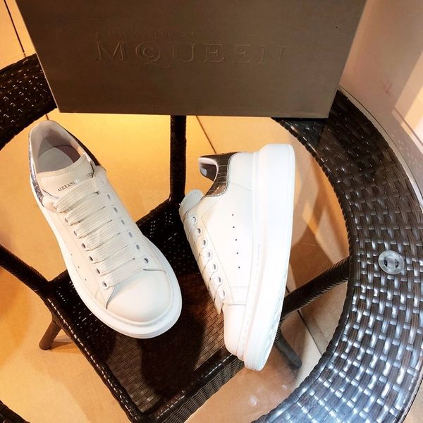 2020 new eq couple platform shoes men casual sports ladies casual platform sports shoes
2020 new eq couple platform shoes men casual sports ladies casual platform sports shoes