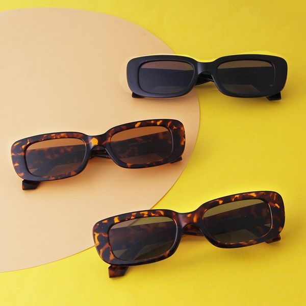 2020 europe america retro woman small frame sunglasses brand square shape sun glasses uv400, White;black
2020 europe america retro woman small frame sunglasses brand square shape sun glasses uv400, White;black