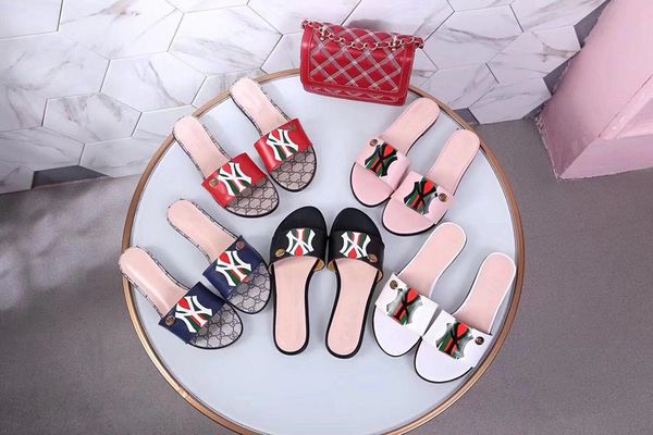2019 Fashion Party Bee Casual Dress Out with Men's and Women's Casual Shoes Cool Summer Sandals Best Choice Js Gg 35-42
2019 Fashion Party Bee Casual Dress Out with Men's and Women's Casual Shoes Cool Summer Sandals Best Choice Js Gg 35-42