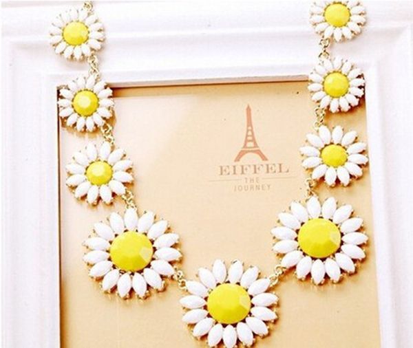 new fashion candy color flower chokers necklaces women beautiful daisy acrylic short necklaces&pendants friend birthday gifts, Golden;silver
new fashion candy color flower chokers necklaces women beautiful daisy acrylic short necklaces&pendants friend birthday gifts, Golden;silver