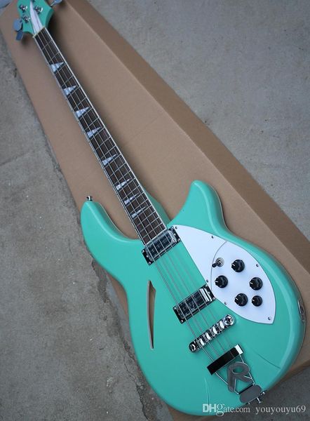 blue 4-string bass bass electric guitar with white pickup, chrome hardware, r pickup, custom service
blue 4-string bass bass electric guitar with white pickup, chrome hardware, r pickup, custom service