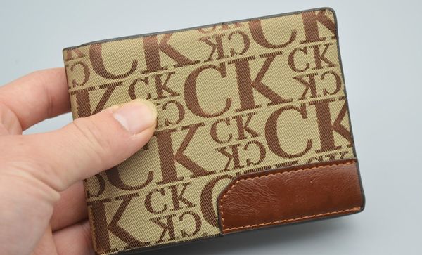 дизайнерский мужской бизнес класса люкс короткий двухкратный бумажник кожаный держатель модной карты, Red;black
дизайнерский мужской бизнес класса люкс короткий двухкратный бумажник кожаный держатель модной карты, Red;black