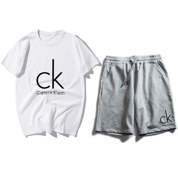 s16. brands suit 2020 brand new sweatshirt suits jogging designers men running tracksuits suit mens medusa casual sweatshirts tracksuit, White
s16. brands suit 2020 brand new sweatshirt suits jogging designers men running tracksuits suit mens medusa casual sweatshirts tracksuit, White