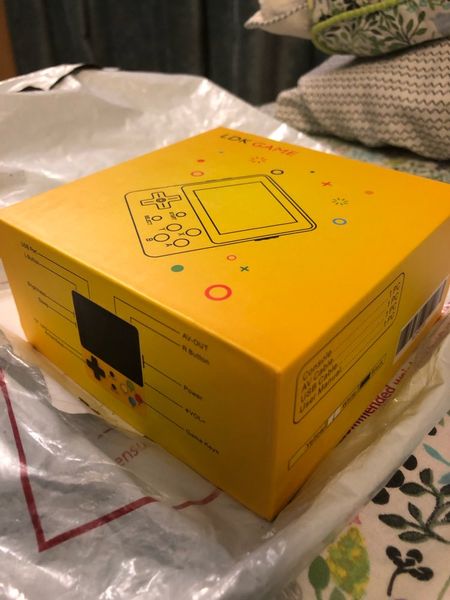 new ldk game 2.6inch screen mini handheld game console nostalgic children retro game mini family tv video consoles
new ldk game 2.6inch screen mini handheld game console nostalgic children retro game mini family tv video consoles