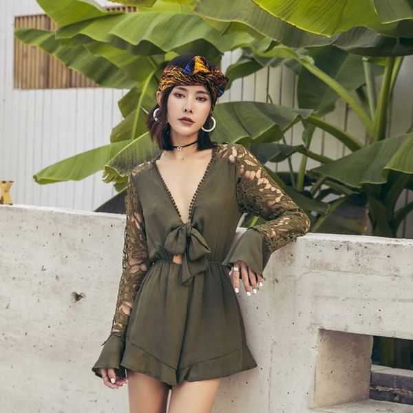lace patchwork jumpsuits women deep v lace up bodysuits short jumpsuits hollow out long sleeve playsuits, Black;white
lace patchwork jumpsuits women deep v lace up bodysuits short jumpsuits hollow out long sleeve playsuits, Black;white