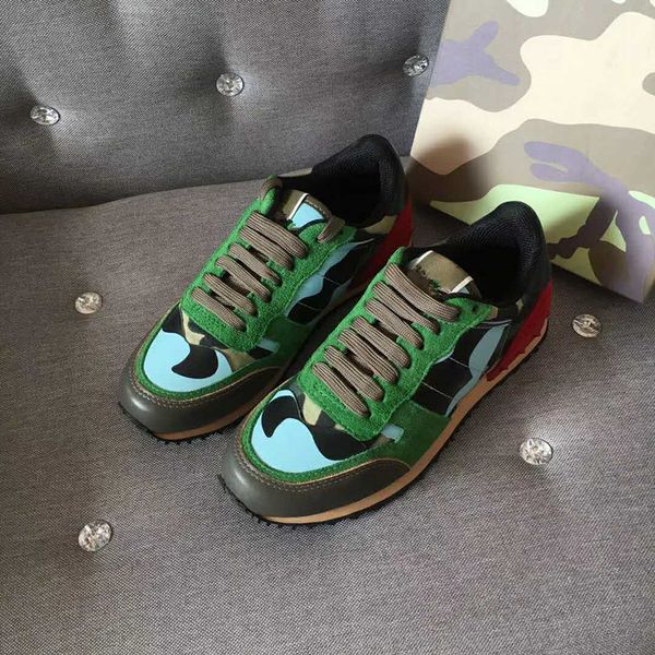 the most fashionable casual sports shoes couple models solid color rubber wear-resistant outsole fashion wild12, Black
the most fashionable casual sports shoes couple models solid color rubber wear-resistant outsole fashion wild12, Black