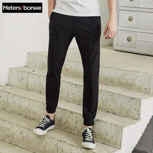 metersbonwe 2020 new men handsome sport pants spring jogging beam feet trousers fashion solid color sports male brand trousers, Black
metersbonwe 2020 new men handsome sport pants spring jogging beam feet trousers fashion solid color sports male brand trousers, Black