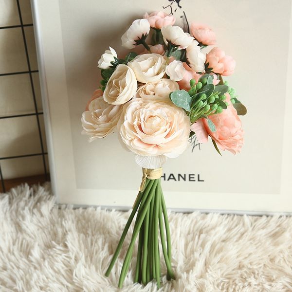 artificial flowers silk ranunculus floral bouquet with greenery wedding holding flowers sztuczne kwiaty for home office decor
artificial flowers silk ranunculus floral bouquet with greenery wedding holding flowers sztuczne kwiaty for home office decor