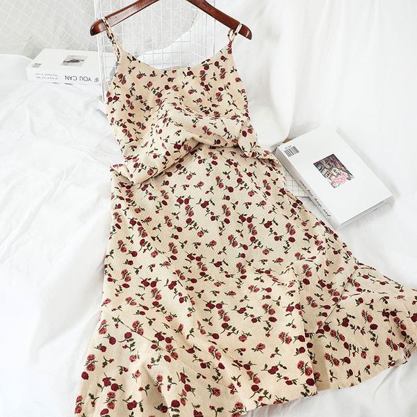 2020 summer new floral women dresses v-neck slim a-line knee-length lady elegant dresses quality, Black;gray
2020 summer new floral women dresses v-neck slim a-line knee-length lady elegant dresses quality, Black;gray