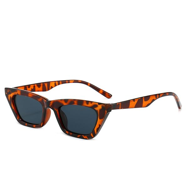 2020 new small square sunglasses european and american trend ladies sunglasses personality fashion, White;black
2020 new small square sunglasses european and american trend ladies sunglasses personality fashion, White;black
