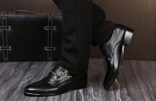 мужская модельная обувь мода остроконечные toe узелок мужские деловые повседневная обувь brown black leather oxfords обувь большого размера
мужская модельная обувь мода остроконечные toe узелок мужские деловые повседневная обувь brown black leather oxfords обувь большого размера