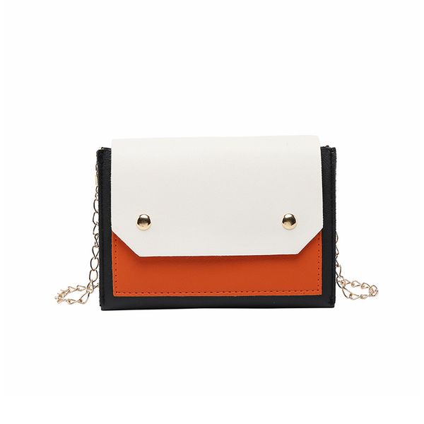 2019 new korean version of the women's cover type collision color shoulder small square bag chain slung fashion small square bag
2019 new korean version of the women's cover type collision color shoulder small square bag chain slung fashion small square bag