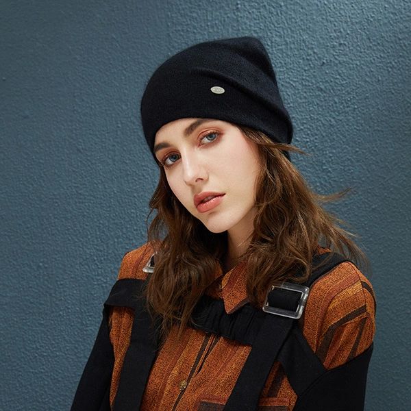new winter knitted 100%real rabbit fur hat women thicken beanies hats real fur pom poms fashion warm chicago caps snapback beanie hats, Blue;gray 
new winter knitted 100%real rabbit fur hat women thicken beanies hats real fur pom poms fashion warm chicago caps snapback beanie hats, Blue;gray