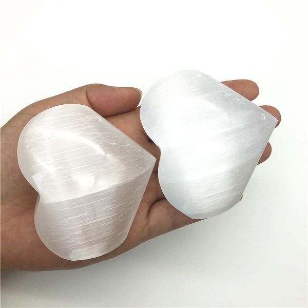fashion love the soul to repair energy ore 5pc polished white selenite scalloped crystal heart carving home decoration quartz crystals
fashion love the soul to repair energy ore 5pc polished white selenite scalloped crystal heart carving home decoration quartz crystals