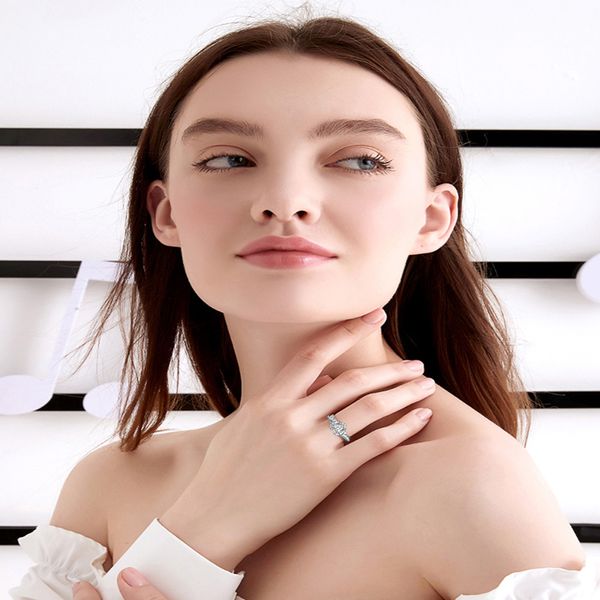 romantic love heart ring austria crystal pendant necklace lady s925 silver chains, Golden;silver
romantic love heart ring austria crystal pendant necklace lady s925 silver chains, Golden;silver