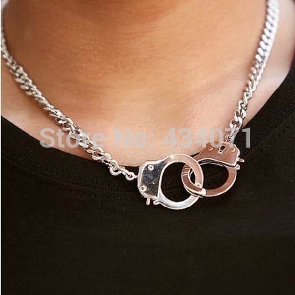fashion-punk wholesale jewelry/handcuffs exaggerated brief paragraph necklace, metal hipster necklace and decorative necklace, Silver
fashion-punk wholesale jewelry/handcuffs exaggerated brief paragraph necklace, metal hipster necklace and decorative necklace, Silver