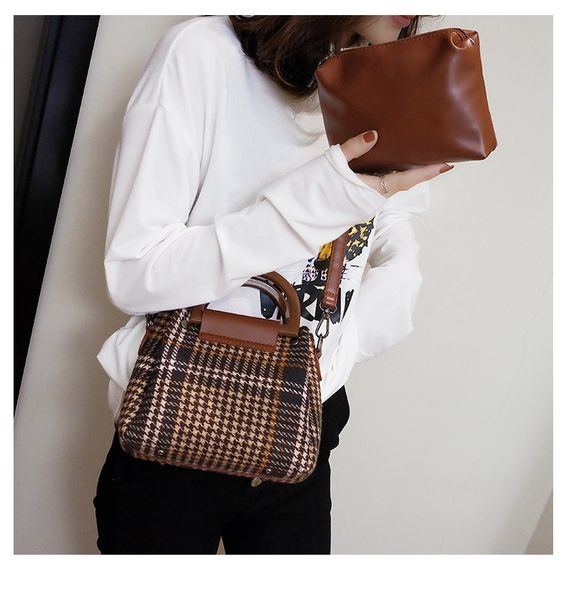 portable chic small ck woman package plover grid package 2020 single shoulder messenger heavy woolen cloth small square handbags luxury bag
portable chic small ck woman package plover grid package 2020 single shoulder messenger heavy woolen cloth small square handbags luxury bag