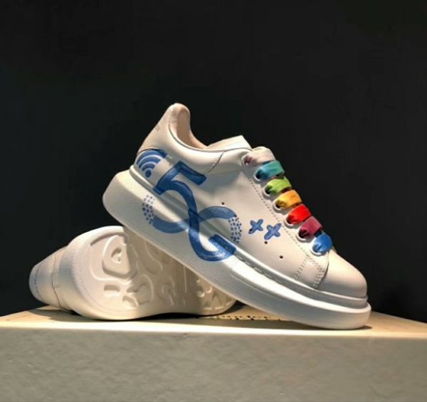 2020 luxury designer men women casual shoes sneakers party platform dress shoes leather patchwork color chaussures 35-44, Black
2020 luxury designer men women casual shoes sneakers party platform dress shoes leather patchwork color chaussures 35-44, Black