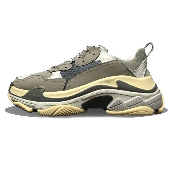 designer paris 17fw triple s sneakers for men women black red white green casual dad shoes tennis lux increasing shoe 36-45 c04
designer paris 17fw triple s sneakers for men women black red white green casual dad shoes tennis lux increasing shoe 36-45 c04