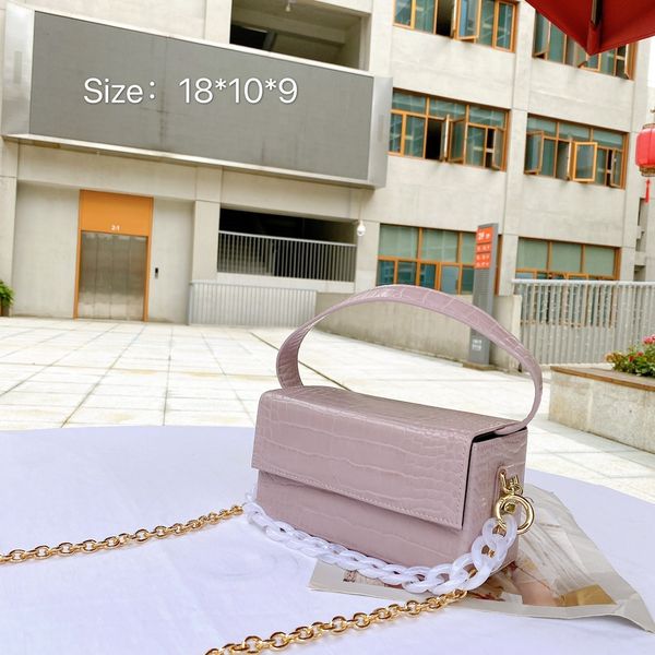 siketu2020 spring and summer new style acrylic small square bag box bag net red hand shoulder messenger bag female 
siketu2020 spring and summer new style acrylic small square bag box bag net red hand shoulder messenger bag female