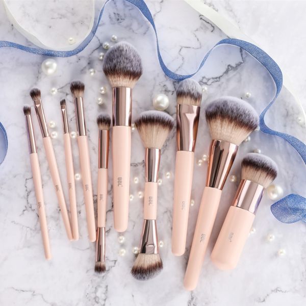 bbl 1pcs pro makeup brush kabuki foundation blush dual ended sculpting tapered blending highlighter smudge eyeshadow nasal brush
bbl 1pcs pro makeup brush kabuki foundation blush dual ended sculpting tapered blending highlighter smudge eyeshadow nasal brush