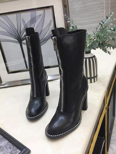 2018 on fashion leather and heavy-duty soles comfortable breathable leisure lady ma ding shoes wi, Black
2018 on fashion leather and heavy-duty soles comfortable breathable leisure lady ma ding shoes wi, Black