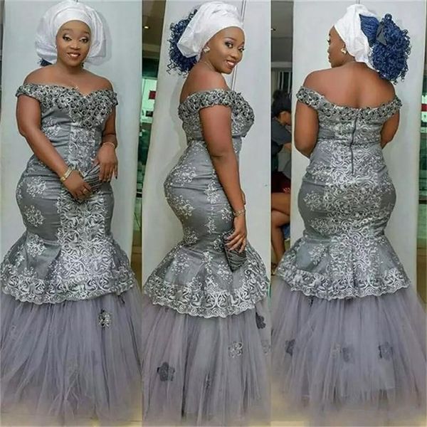 saudi arabic plus size evening dresses off the shoulder lace tulle mermaid prom dress zipper back layers customized formal party gowns, Black;red
saudi arabic plus size evening dresses off the shoulder lace tulle mermaid prom dress zipper back layers customized formal party gowns, Black;red