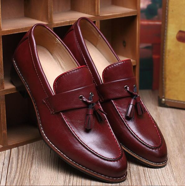 lluxury men dress shoes handmade brogue style red black leather wedding shoes men flats leather oxfords formal shoe w20
lluxury men dress shoes handmade brogue style red black leather wedding shoes men flats leather oxfords formal shoe w20