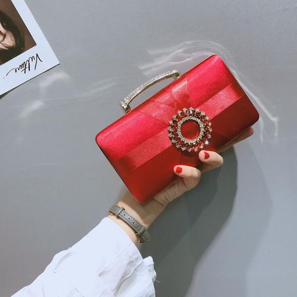 new fashion womens elegant pleated satin rhinestone fashion clutch handbags evening bag
new fashion womens elegant pleated satin rhinestone fashion clutch handbags evening bag
