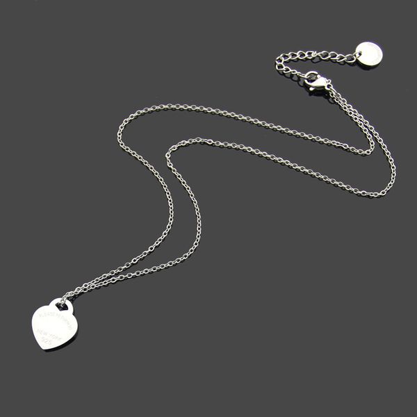 2020 sell z48 heart shape style necklace pendant lover women factory 18k gold plated love jewelry have logo tt brand quality, Silver
2020 sell z48 heart shape style necklace pendant lover women factory 18k gold plated love jewelry have logo tt brand quality, Silver