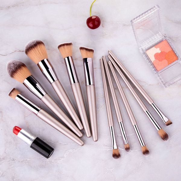 10pcs soft make up brush kit powder foundation blusher face brush eyeshadow brush professional cosmetic makeup brushes set beauty tools
10pcs soft make up brush kit powder foundation blusher face brush eyeshadow brush professional cosmetic makeup brushes set beauty tools