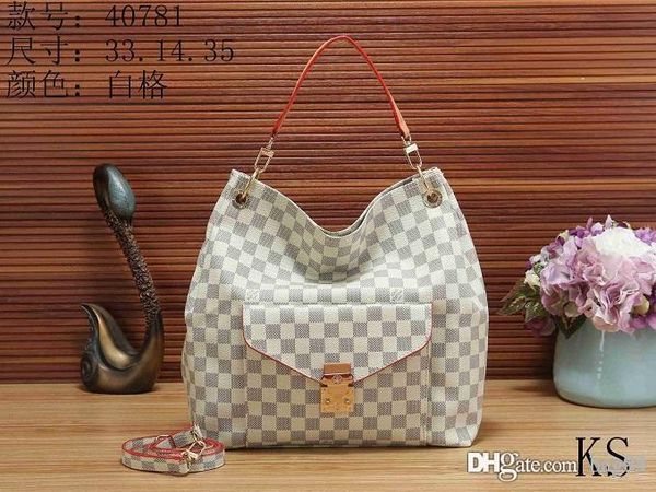 2018 new bags Women Bags Designer fashion PU Leather Handbags Brand backpack ladies shoulder bag Tote purse wallets 0g040781 
2018 new bags Women Bags Designer fashion PU Leather Handbags Brand backpack ladies shoulder bag Tote purse wallets 0g040781