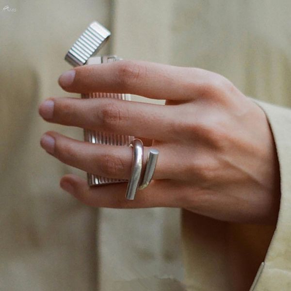 aomu 2020 chic korea geometric irregular round rings for women simple metal lines silver ring party jewelry gifts, Golden;silver
aomu 2020 chic korea geometric irregular round rings for women simple metal lines silver ring party jewelry gifts, Golden;silver