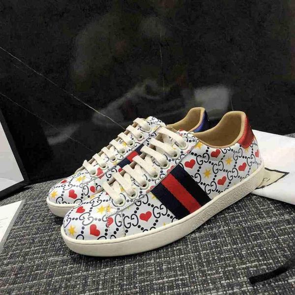 2019 lovers casual shoes men shoes sports jogging walking blue air white athletic sneakers size women's fashion, Black;red
2019 lovers casual shoes men shoes sports jogging walking blue air white athletic sneakers size women's fashion, Black;red