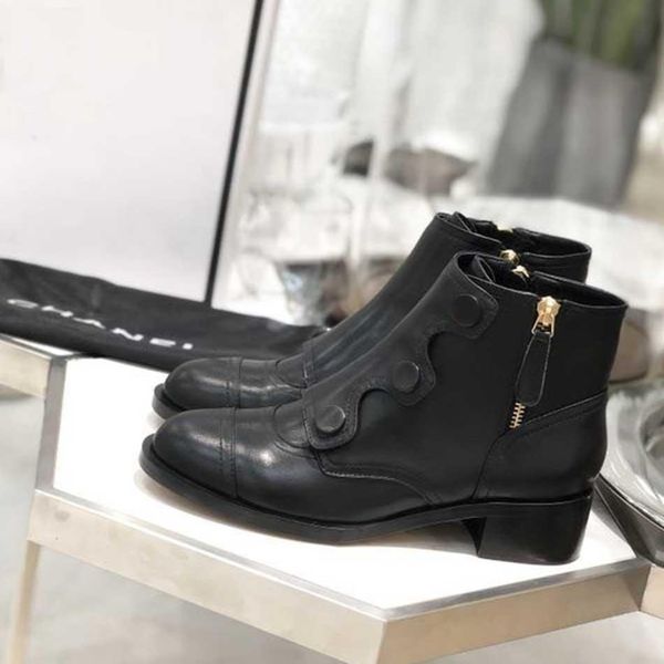 calfskin boot ankle martin boots women designer shoes lace-ups luxury black leather cowboy booties size 35-41
calfskin boot ankle martin boots women designer shoes lace-ups luxury black leather cowboy booties size 35-41