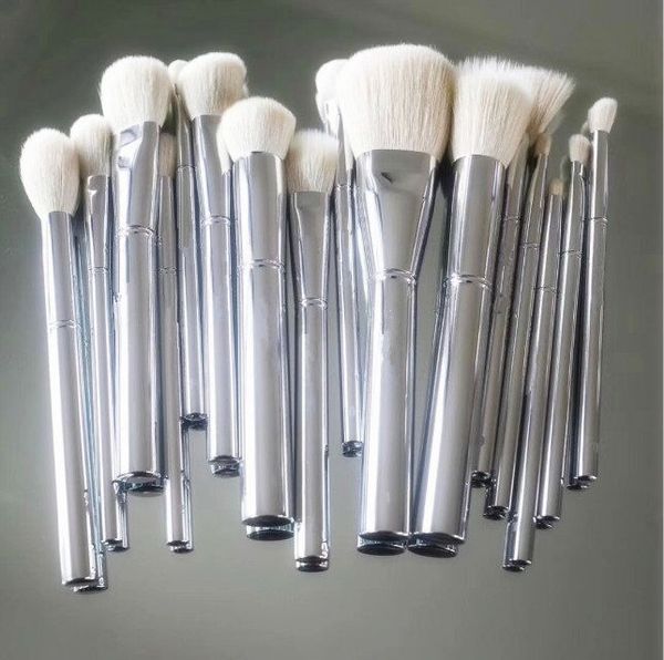 new silver series brush professional cosmetics makeup brushes set of 16pcs with bag for new year and valentine's day
new silver series brush professional cosmetics makeup brushes set of 16pcs with bag for new year and valentine's day