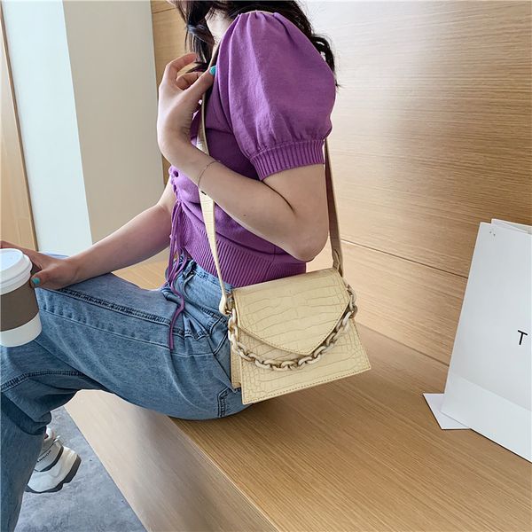 2020 new women's shoulder bag foreign women's fashion shoulder messenger bag ladies chain small square
2020 new women's shoulder bag foreign women's fashion shoulder messenger bag ladies chain small square