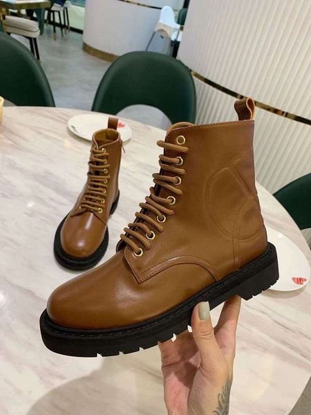 luxury designer womens martin outdoor ankle western autumn winter antiskid bottom boots cow leather shoes size 35-41, Black
luxury designer womens martin outdoor ankle western autumn winter antiskid bottom boots cow leather shoes size 35-41, Black