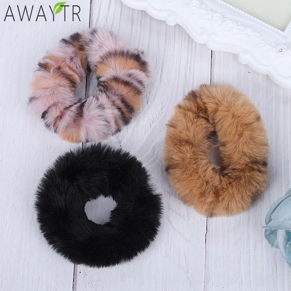 awayt fashion lady leopard print coral fleece hair scrunchie ponytail grip loop holder stretchy hair bands for women accessories
awayt fashion lady leopard print coral fleece hair scrunchie ponytail grip loop holder stretchy hair bands for women accessories